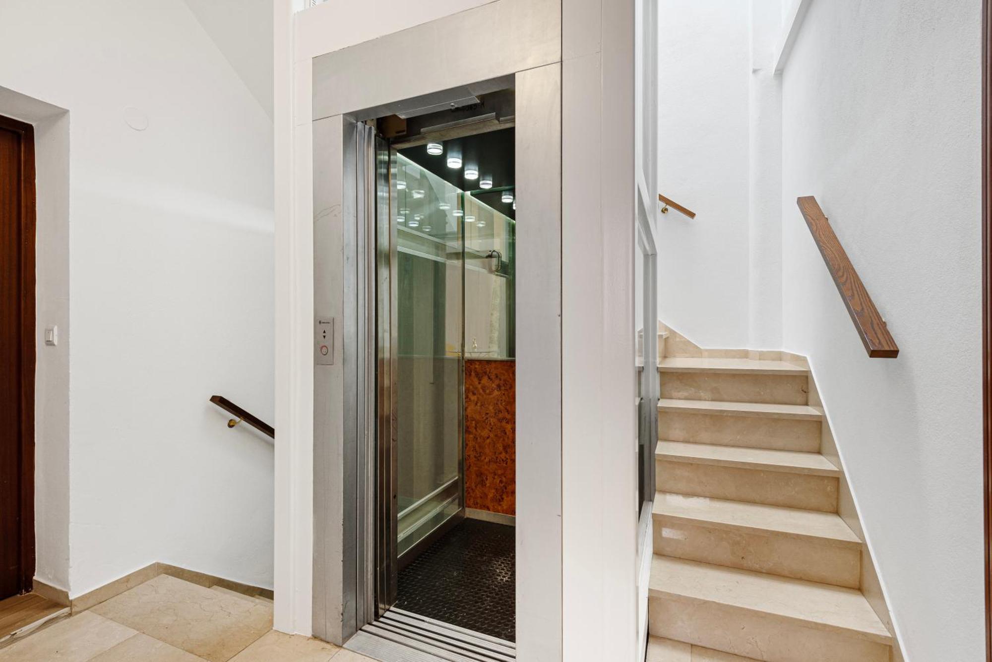 Trinidad Grund Centro Apartment Málaga Exterior foto